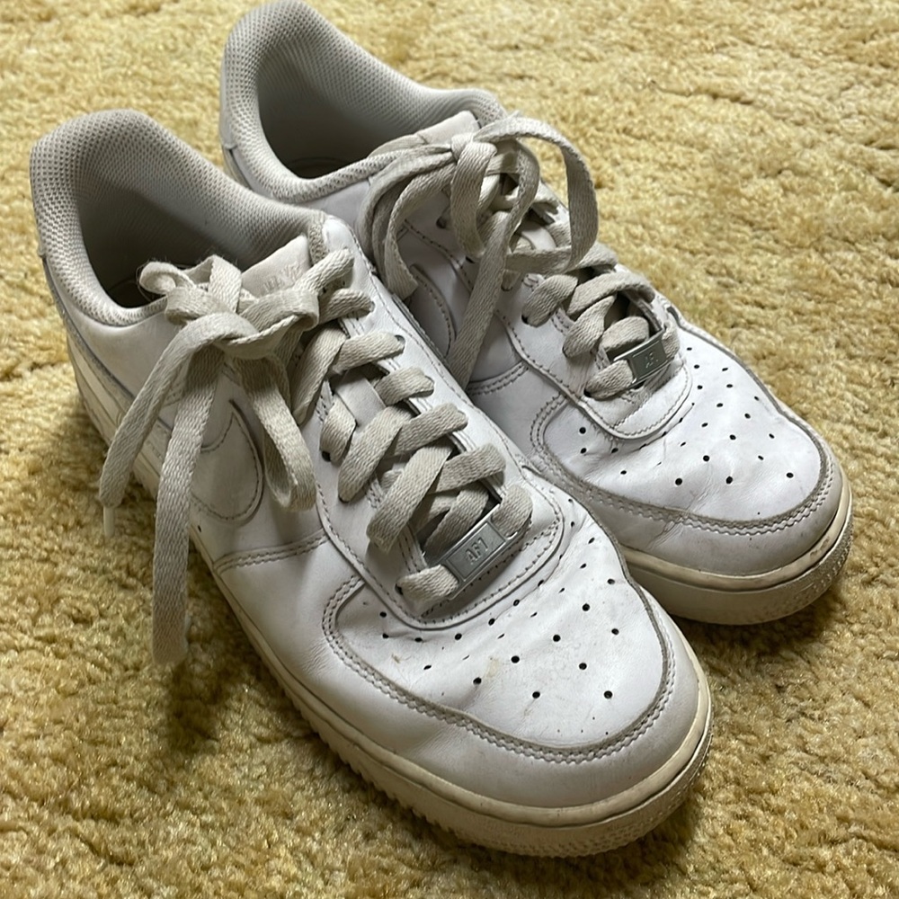 Nike Air Force 1 size 8.5